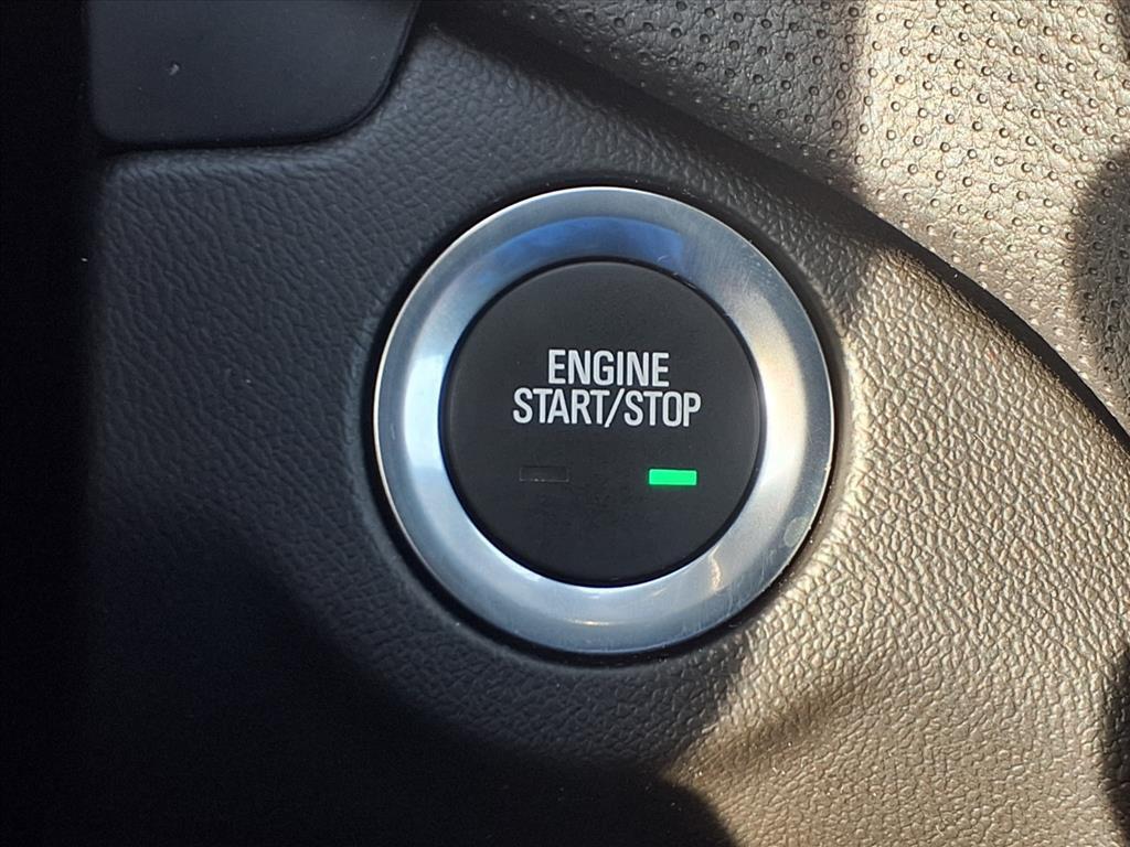 used 2023 Chevrolet Equinox car, priced at $19,987