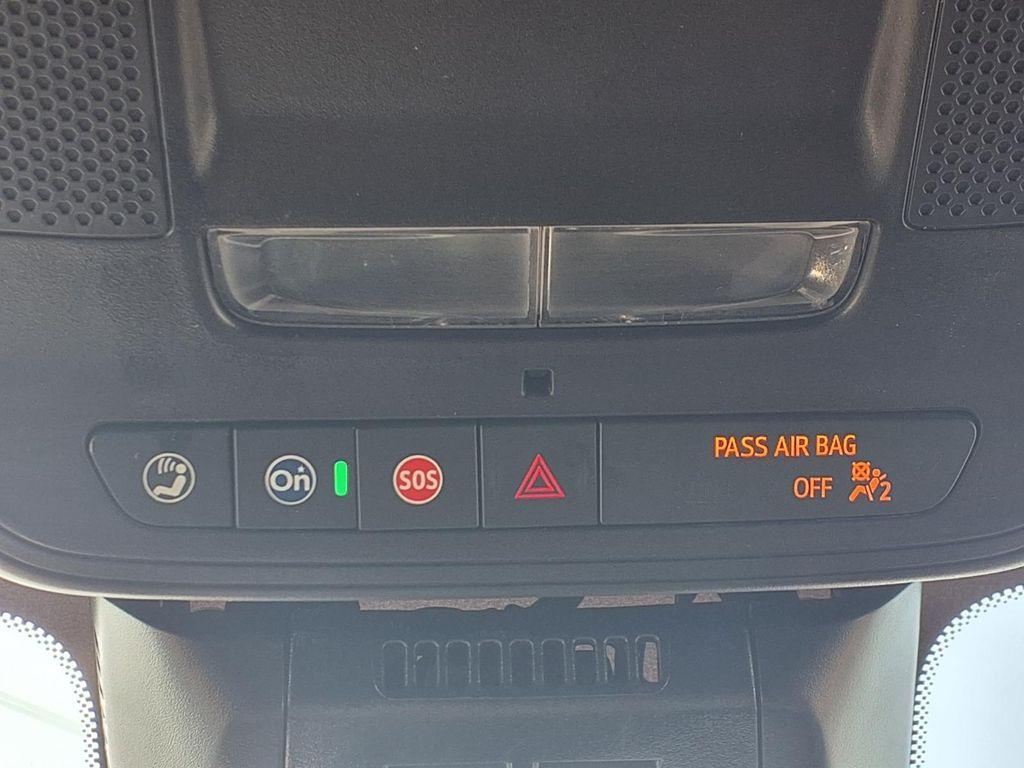 used 2025 Chevrolet Equinox car, priced at $23,004