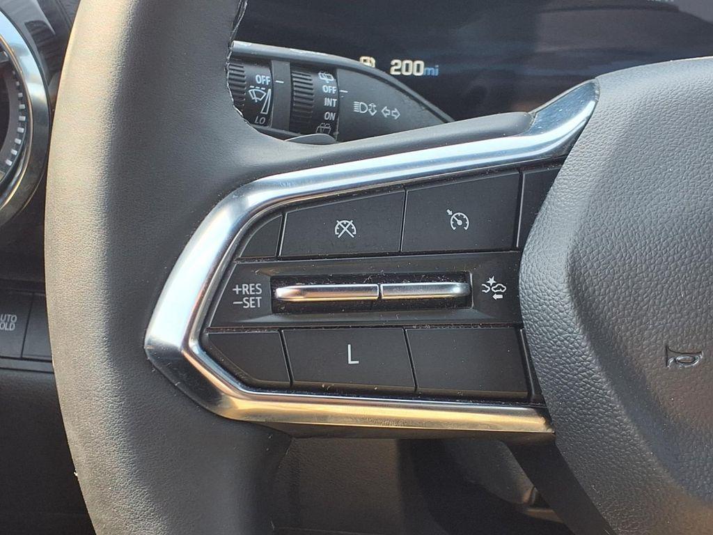 used 2025 Chevrolet Equinox car, priced at $23,004