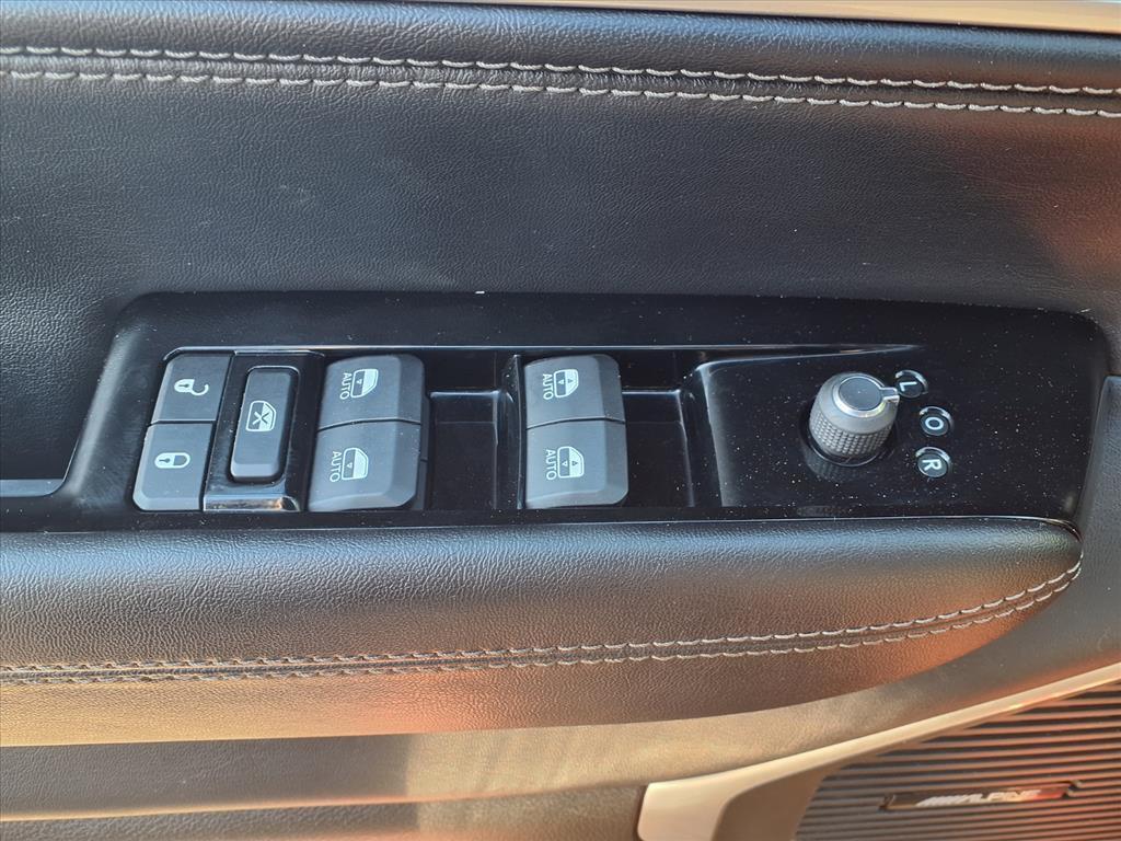 used 2023 Jeep Wagoneer L car, priced at $34,305