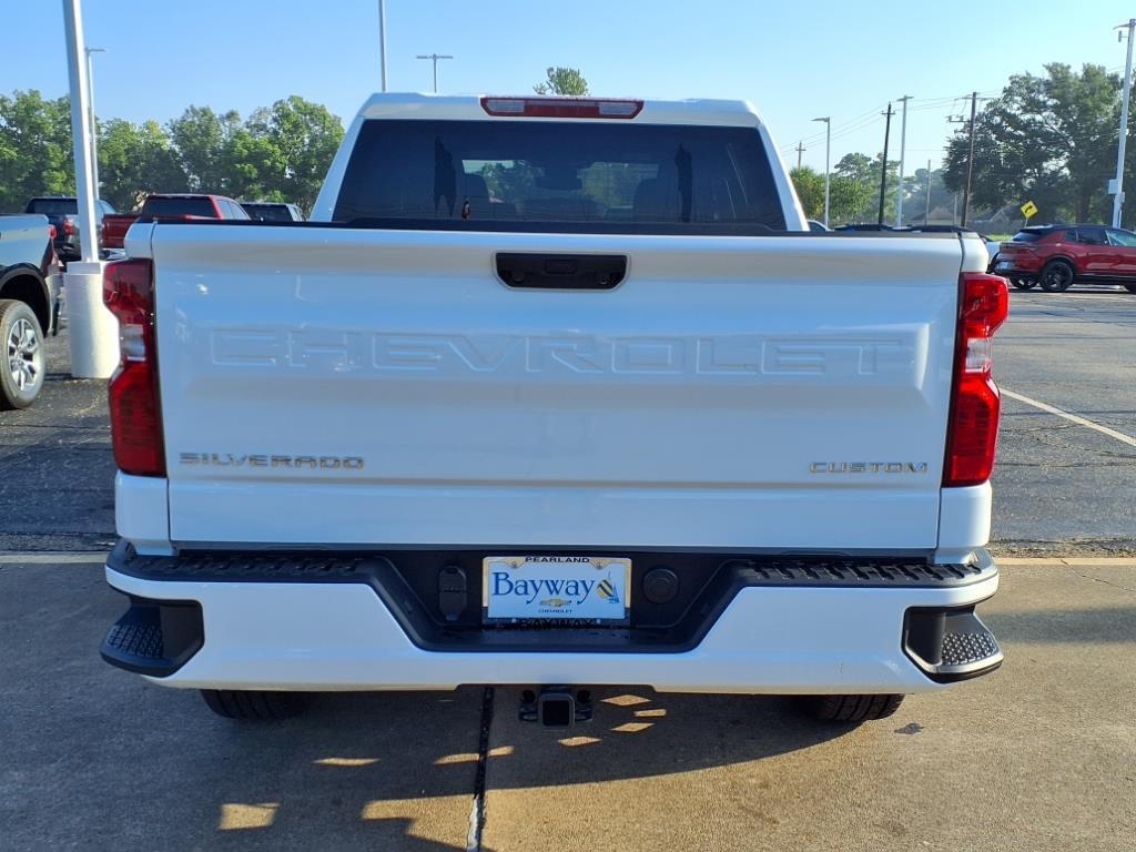 new 2026 Chevrolet Silverado 1500 car, priced at $31,520