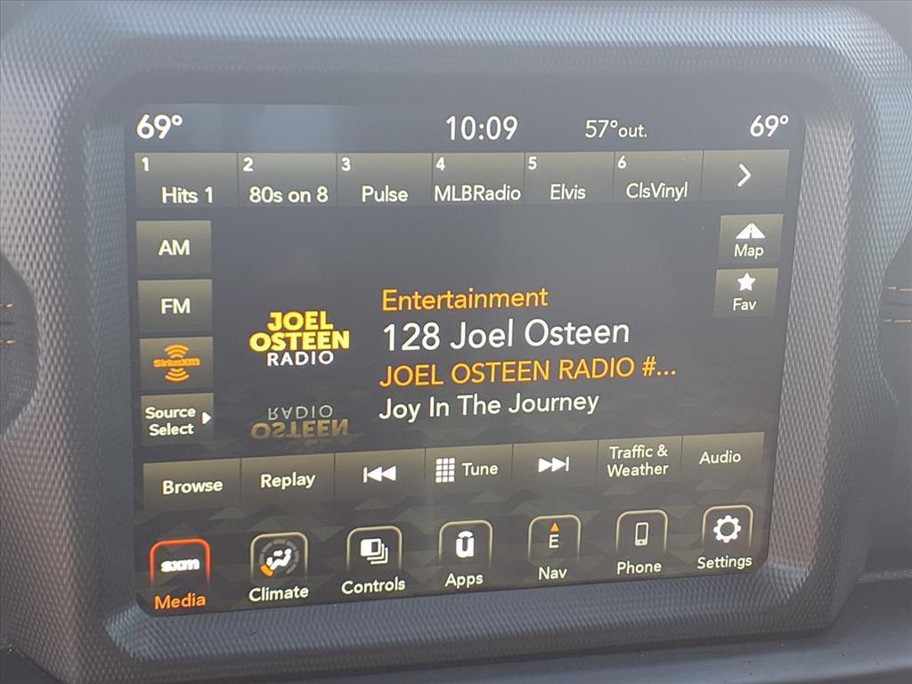 used 2022 Jeep Gladiator car, priced at $30,934