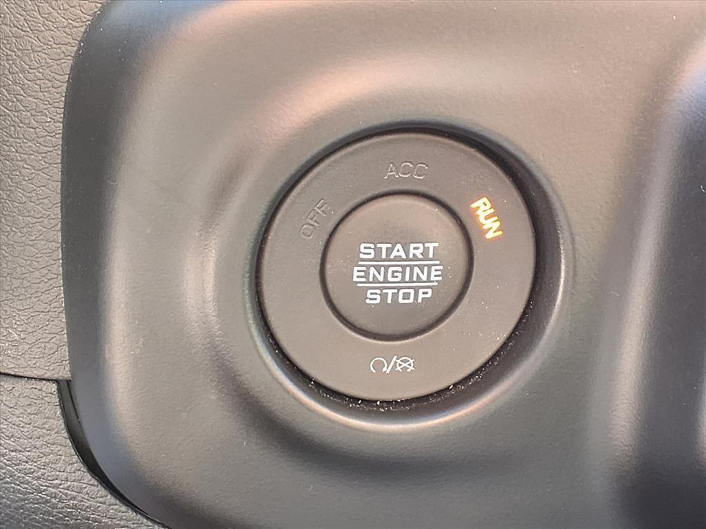 used 2022 Jeep Gladiator car, priced at $30,934