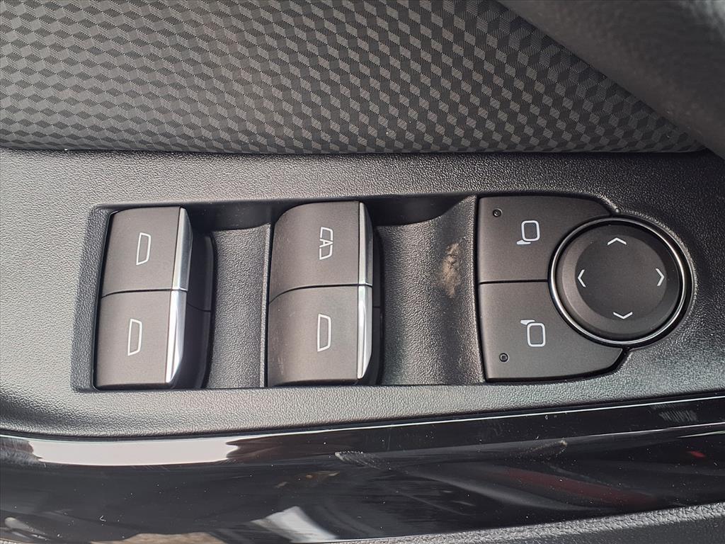 new 2026 Chevrolet Equinox car, priced at $32,890