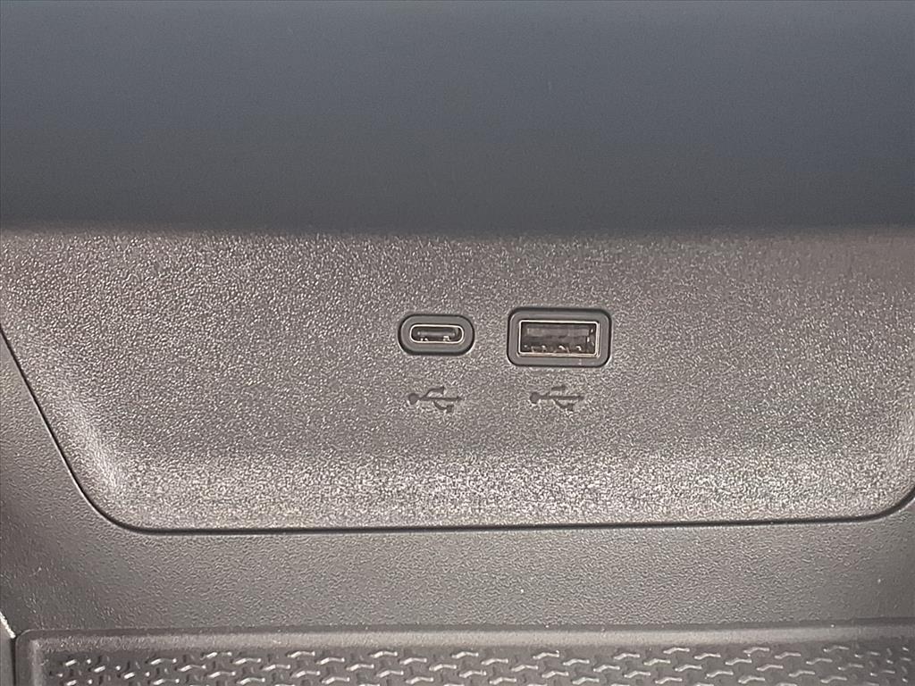 new 2026 Chevrolet Equinox car, priced at $32,890