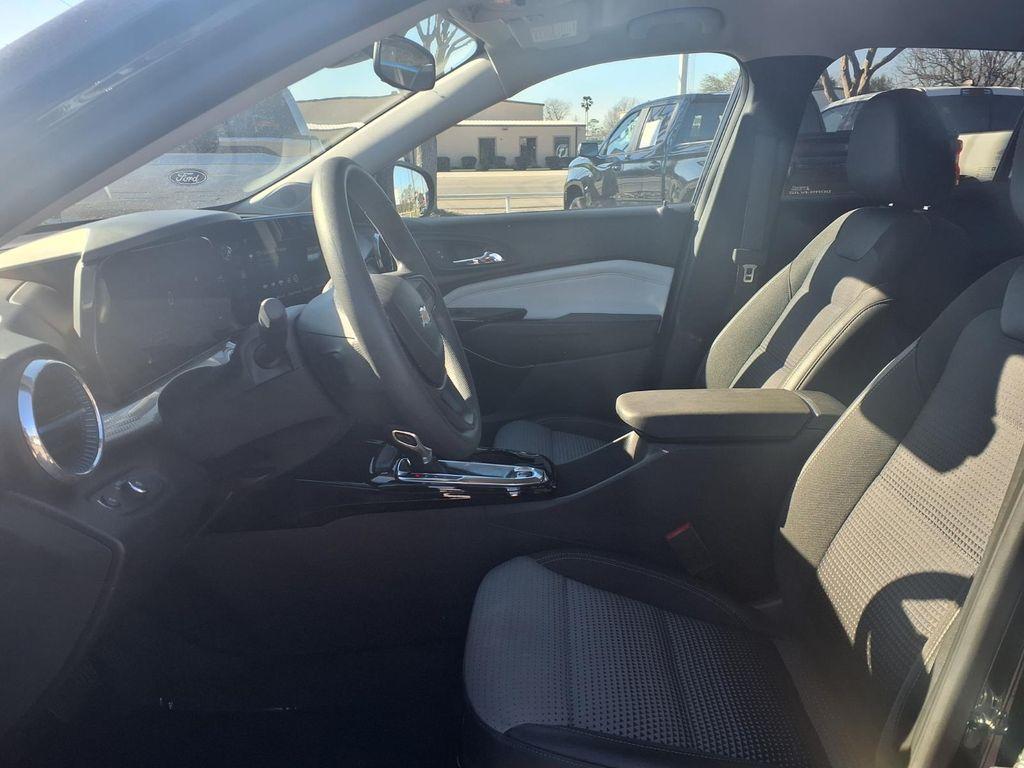 used 2025 Chevrolet Trax car, priced at $19,470