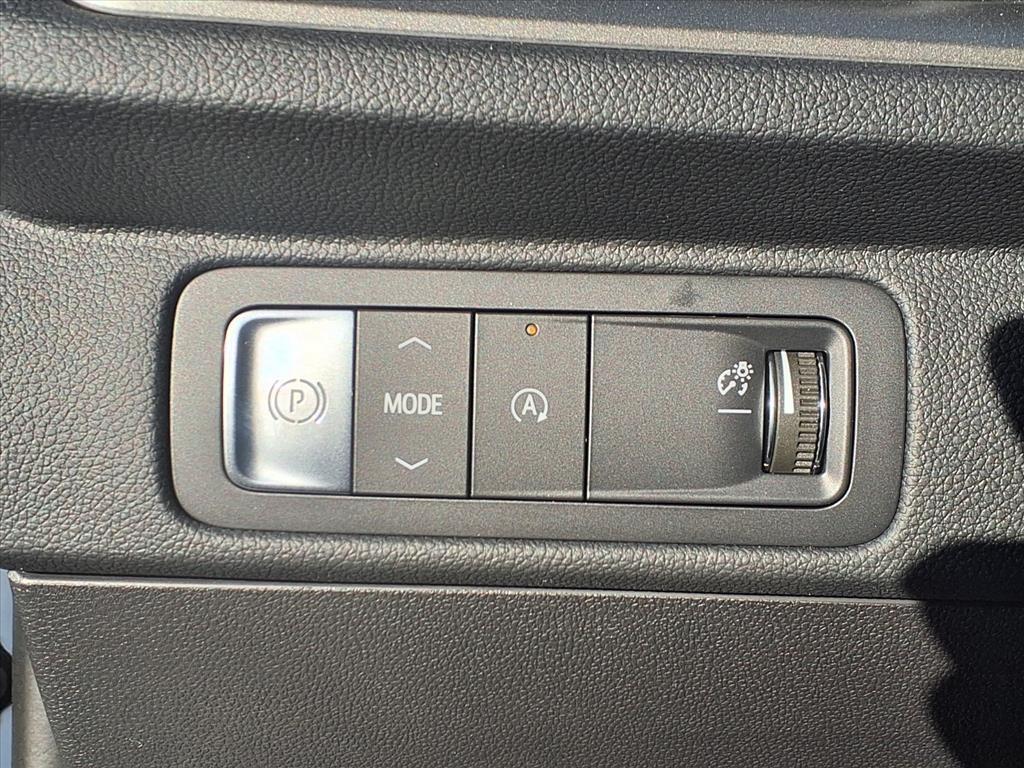 new 2026 Chevrolet Traverse car, priced at $43,954