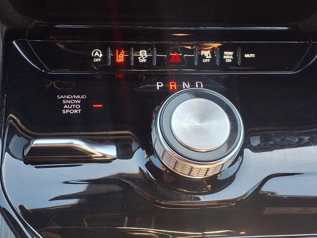 used 2024 Jeep Wagoneer L car, priced at $37,384