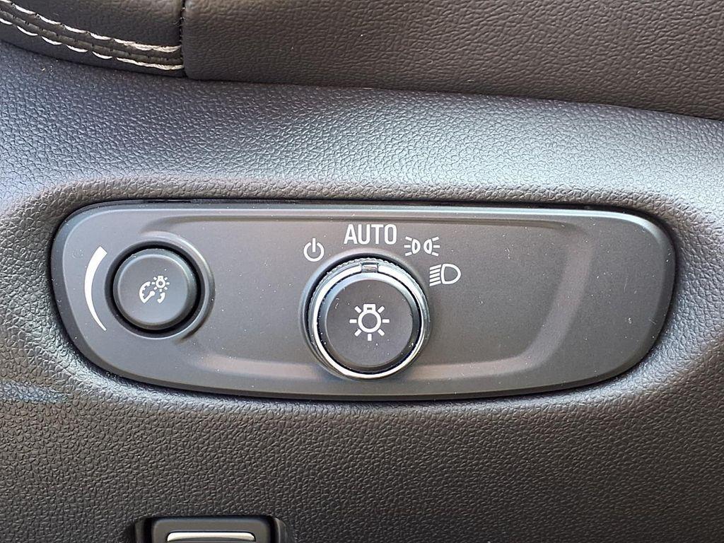 used 2025 Chevrolet Blazer car, priced at $26,211