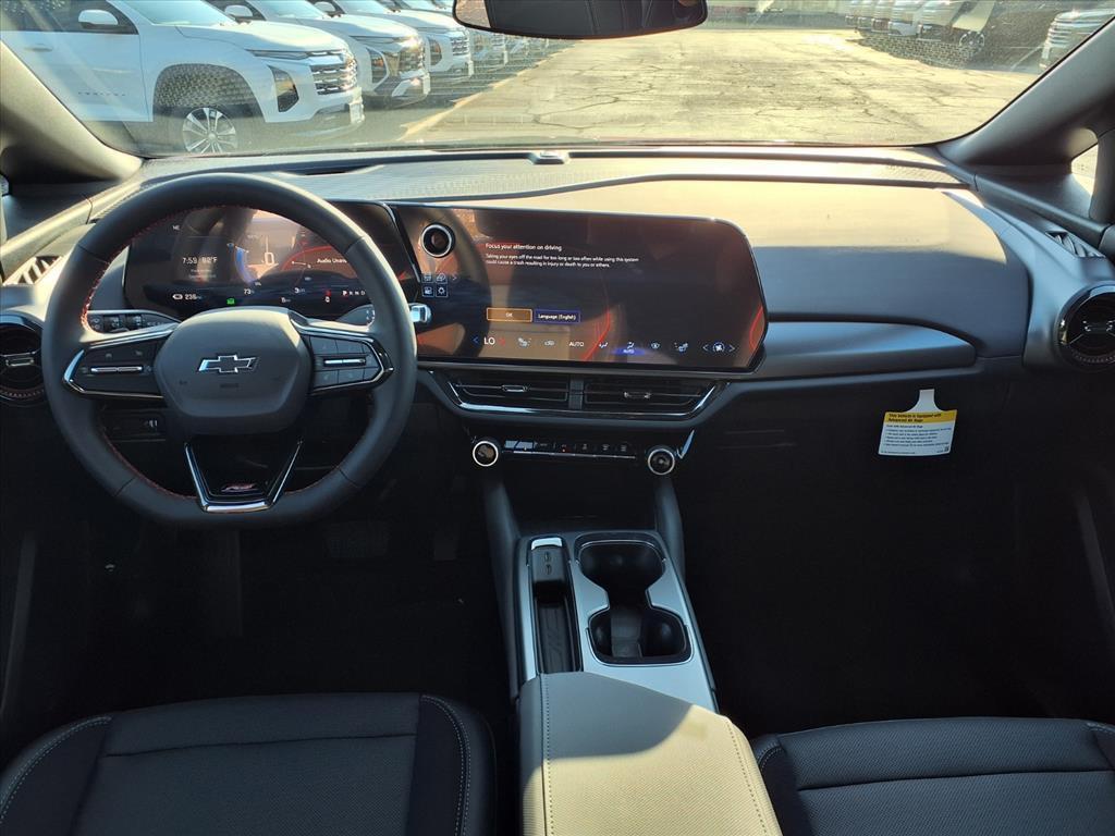 new 2025 Chevrolet Equinox EV car, priced at $35,634