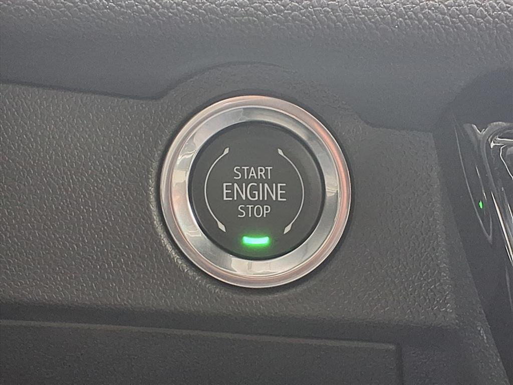 new 2026 Chevrolet Traverse car, priced at $40,405