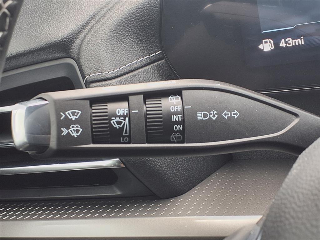 new 2026 Chevrolet Traverse car, priced at $40,405