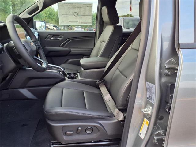 new 2025 Chevrolet Colorado car, priced at $38,159