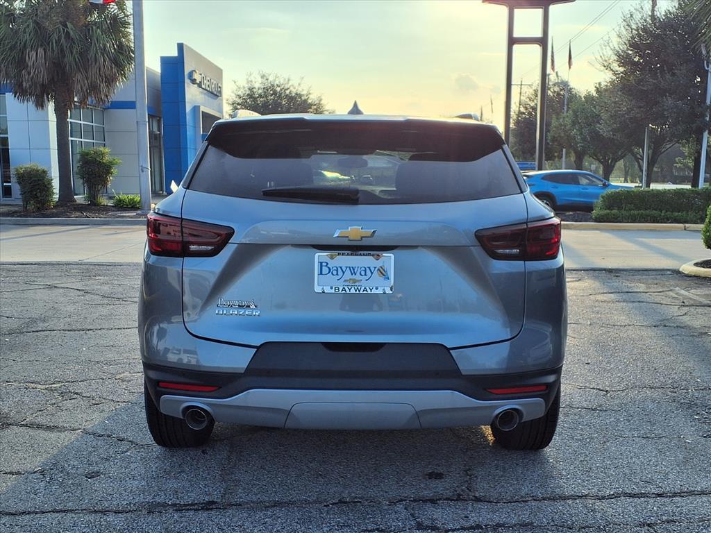 new 2025 Chevrolet Blazer car, priced at $35,610