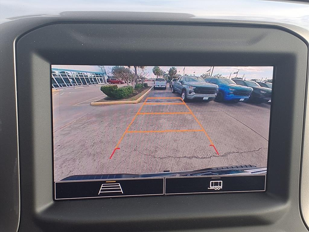 new 2026 Chevrolet Silverado 1500 car, priced at $32,660