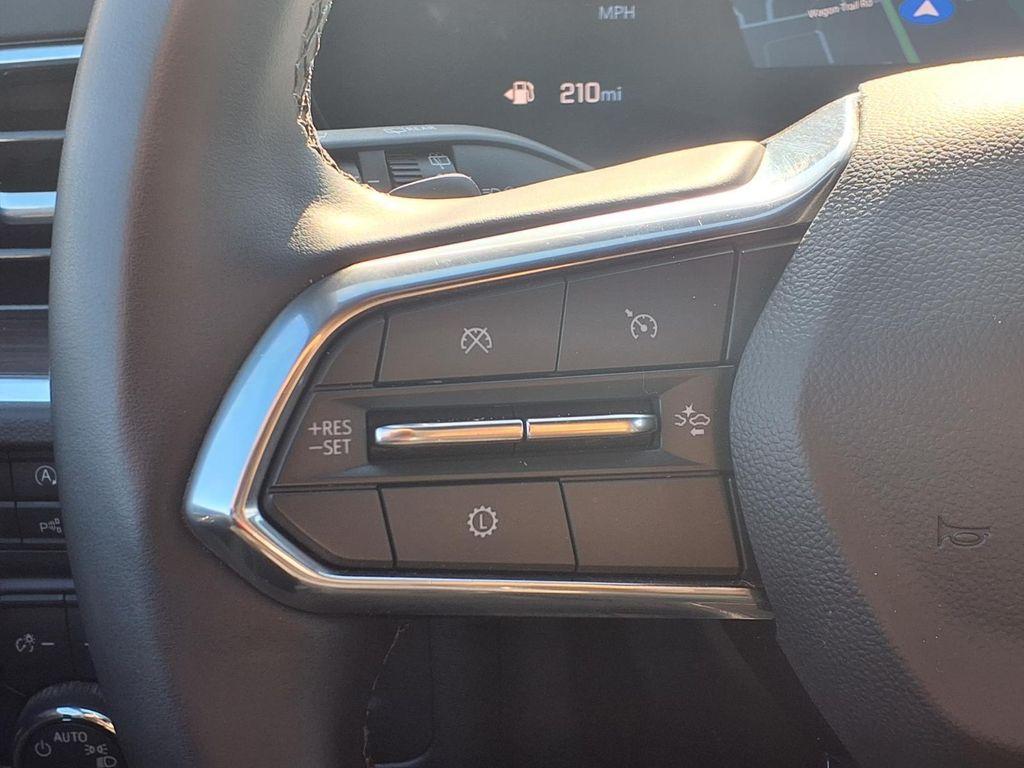 used 2025 Chevrolet Tahoe car, priced at $52,054