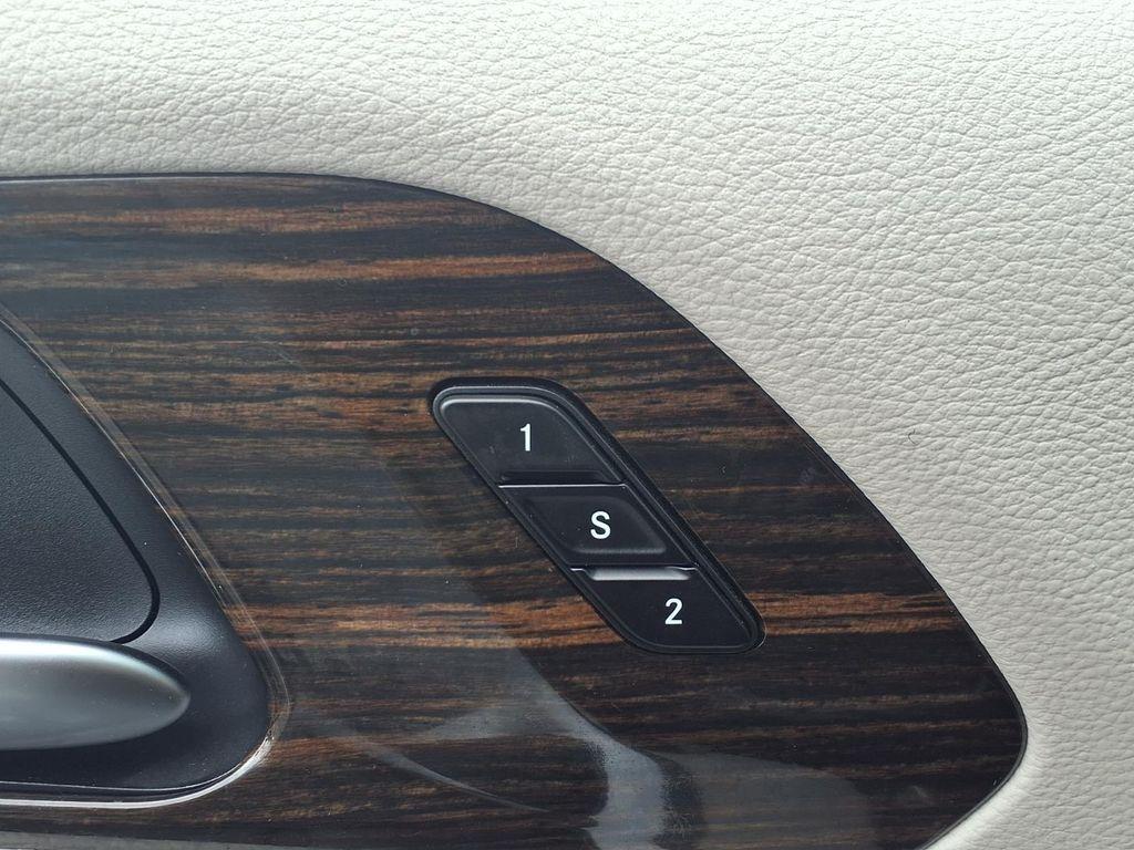 used 2023 Chrysler Pacifica Hybrid car, priced at $23,982