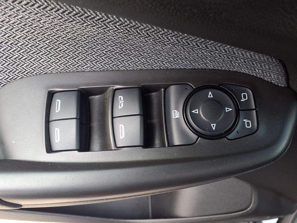 used 2025 Chevrolet TrailBlazer car, priced at $21,629