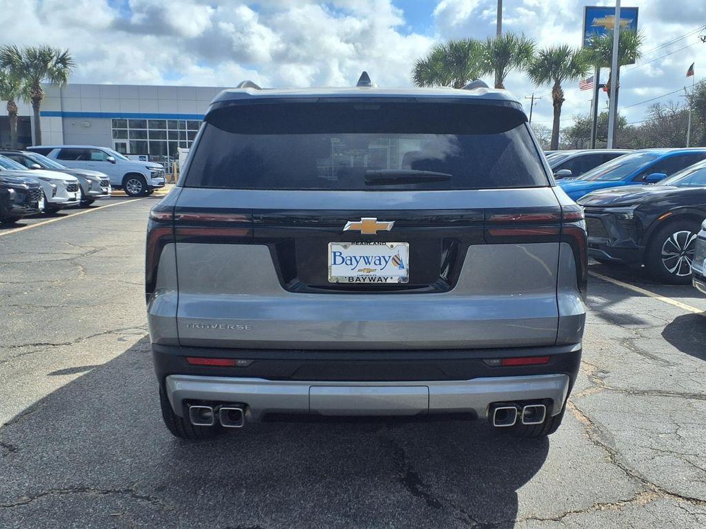 new 2026 Chevrolet Traverse car, priced at $42,244