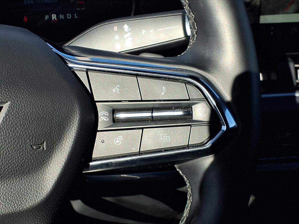 used 2025 Chevrolet Equinox car