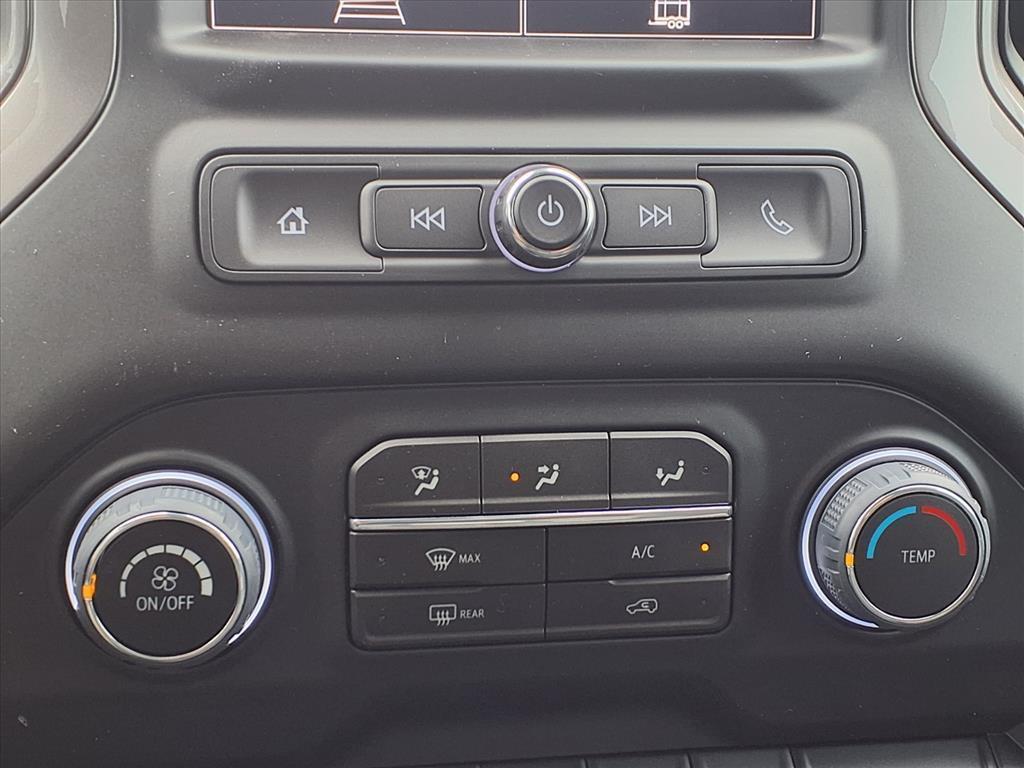 new 2026 Chevrolet Silverado 1500 car, priced at $32,660