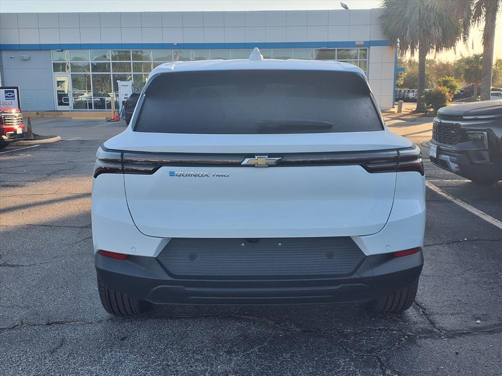 new 2026 Chevrolet Equinox EV car, priced at $32,940