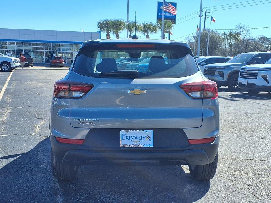 new 2026 Chevrolet TrailBlazer car, priced at $22,345