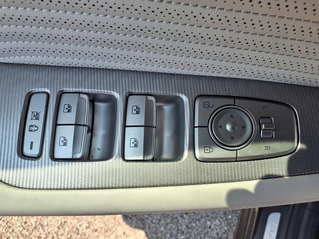 used 2024 Hyundai Palisade car, priced at $33,384