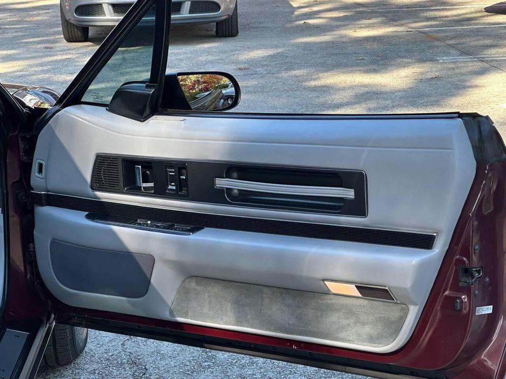 used 1990 Buick Reatta car, priced at $5,995