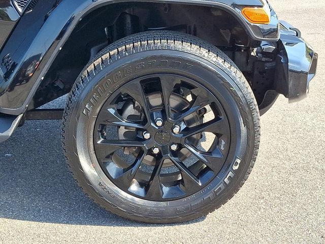 2021 Black Clearcoat Jeep Gladiator