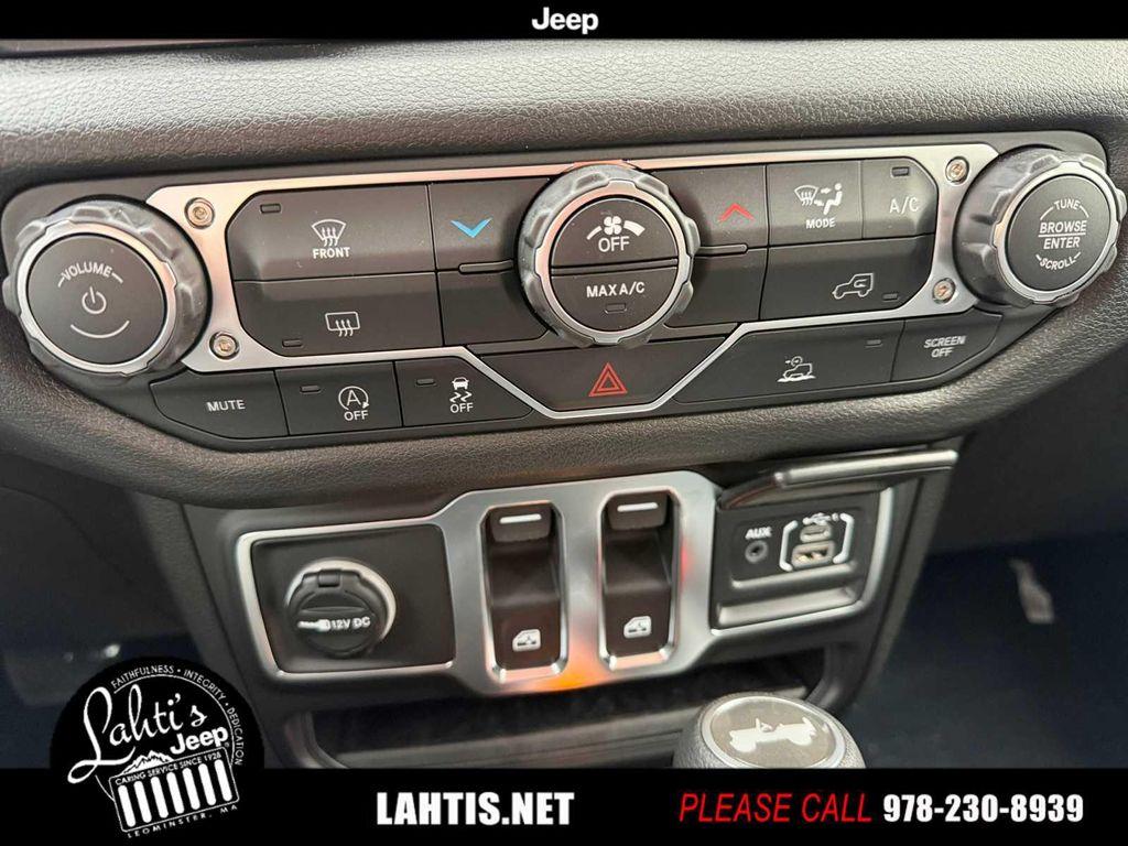 new 2026 Jeep Wrangler car, priced at $42,870