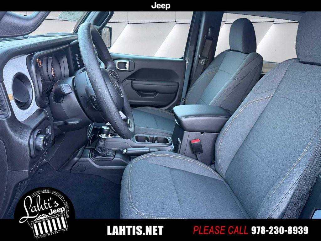 new 2026 Jeep Wrangler car, priced at $43,370