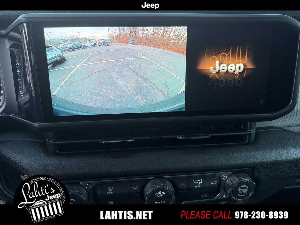 new 2026 Jeep Wrangler car, priced at $43,370