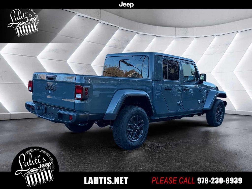 new 2026 Jeep Gladiator car, priced at $48,515