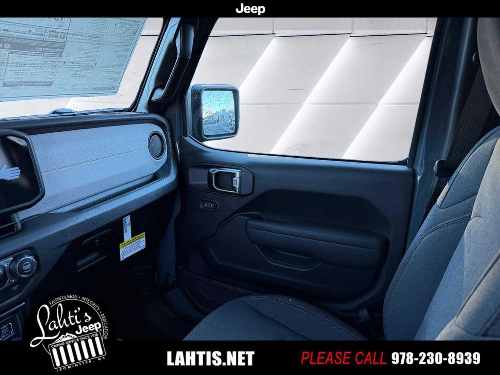 new 2026 Jeep Gladiator car, priced at $48,515