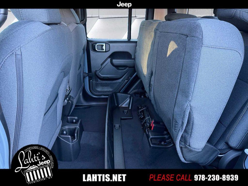 new 2026 Jeep Gladiator car, priced at $48,515