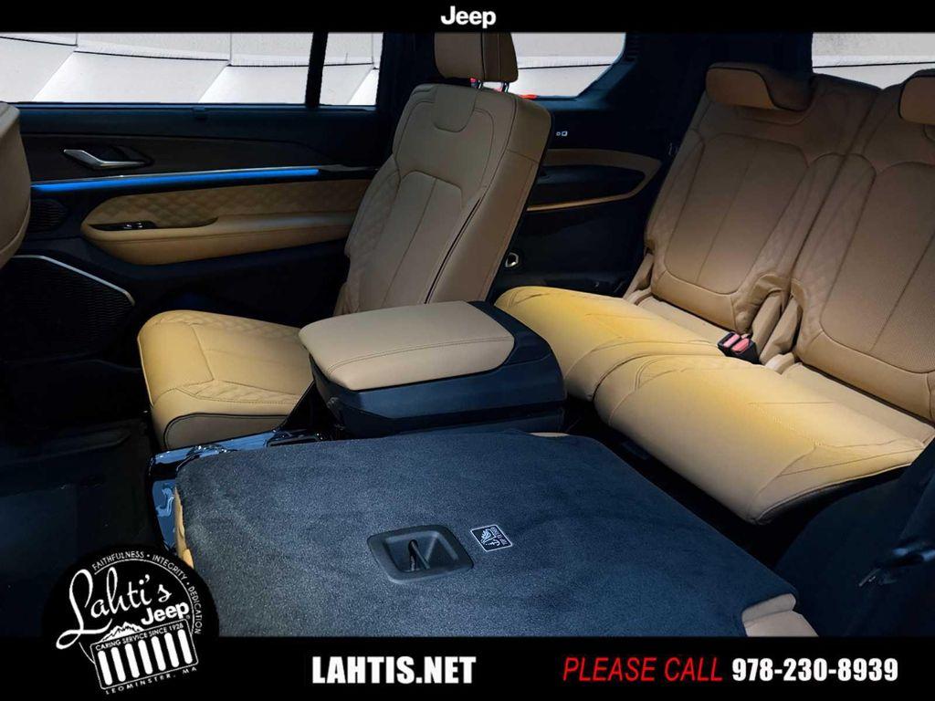 new 2025 Jeep Grand Cherokee L car, priced at $61,589