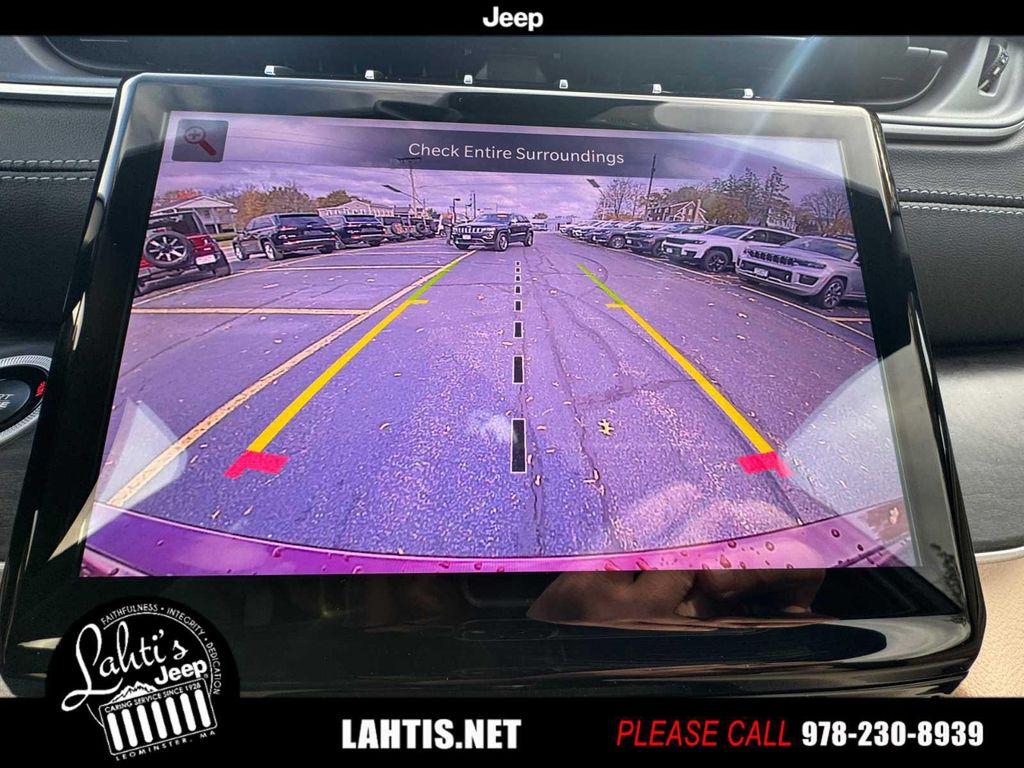 new 2025 Jeep Grand Cherokee car, priced at $45,625