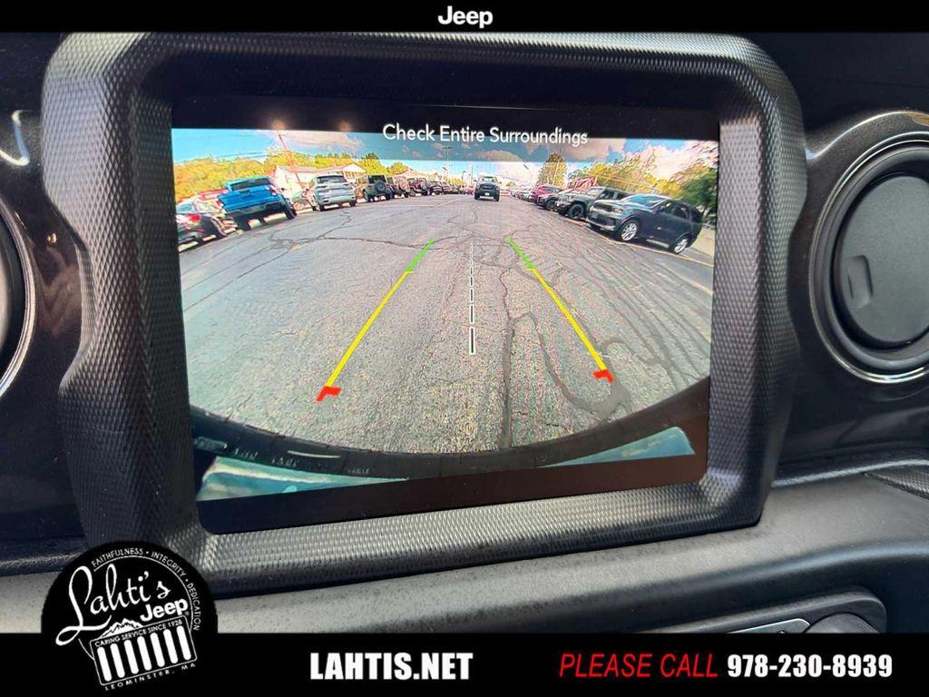 used 2022 Jeep Wrangler Unlimited car, priced at $32,490