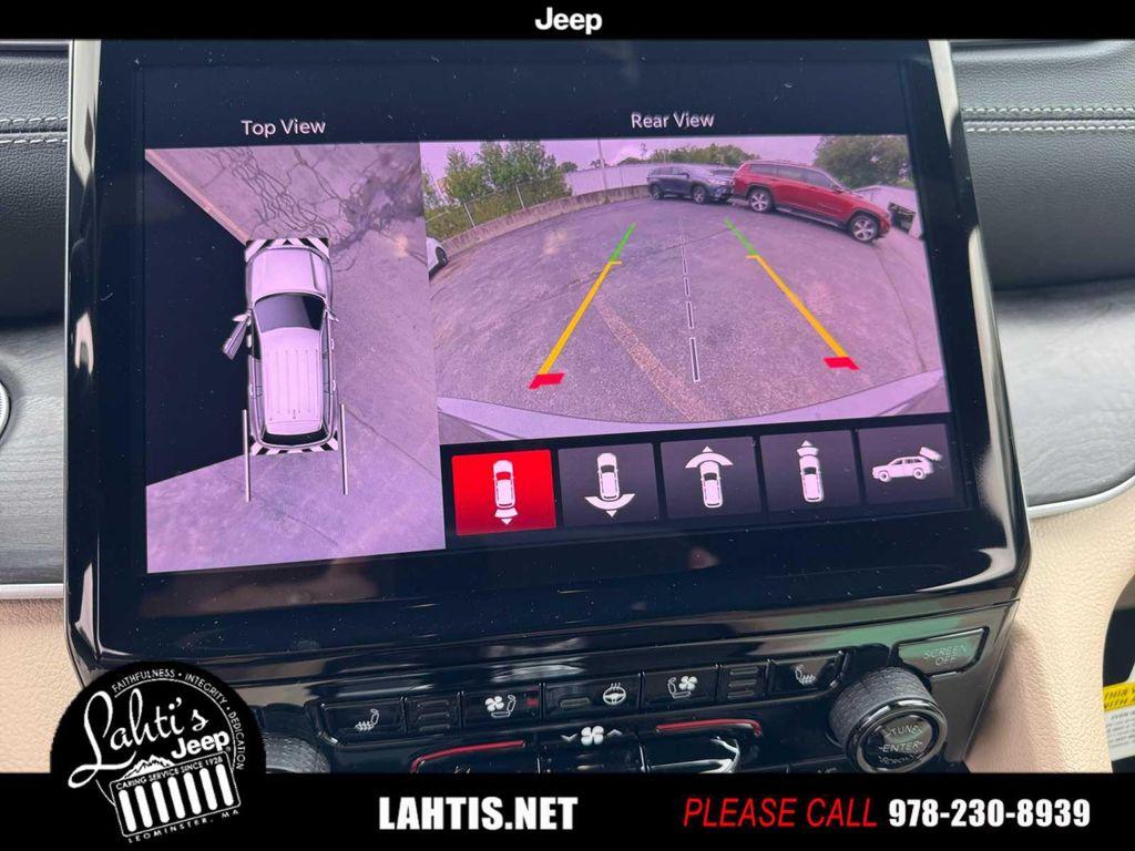 new 2025 Jeep Grand Cherokee car, priced at $52,060