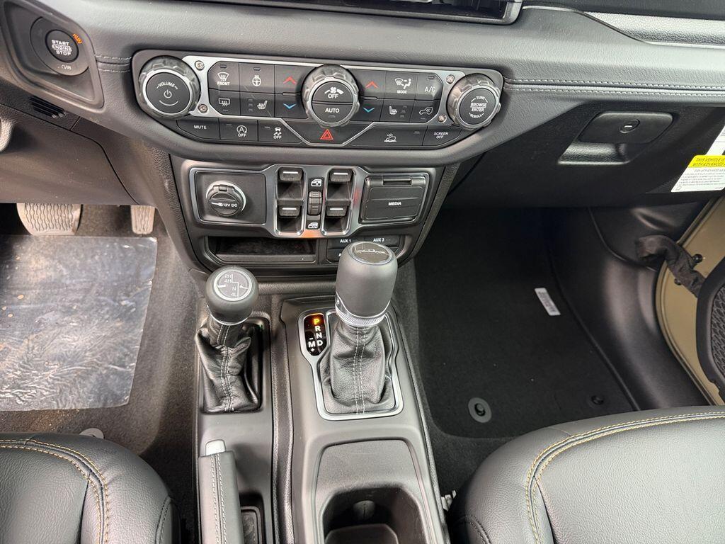new 2026 Jeep Gladiator car, priced at $49,719