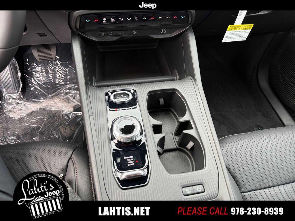 new 2026 Jeep Cherokee car, priced at $40,884