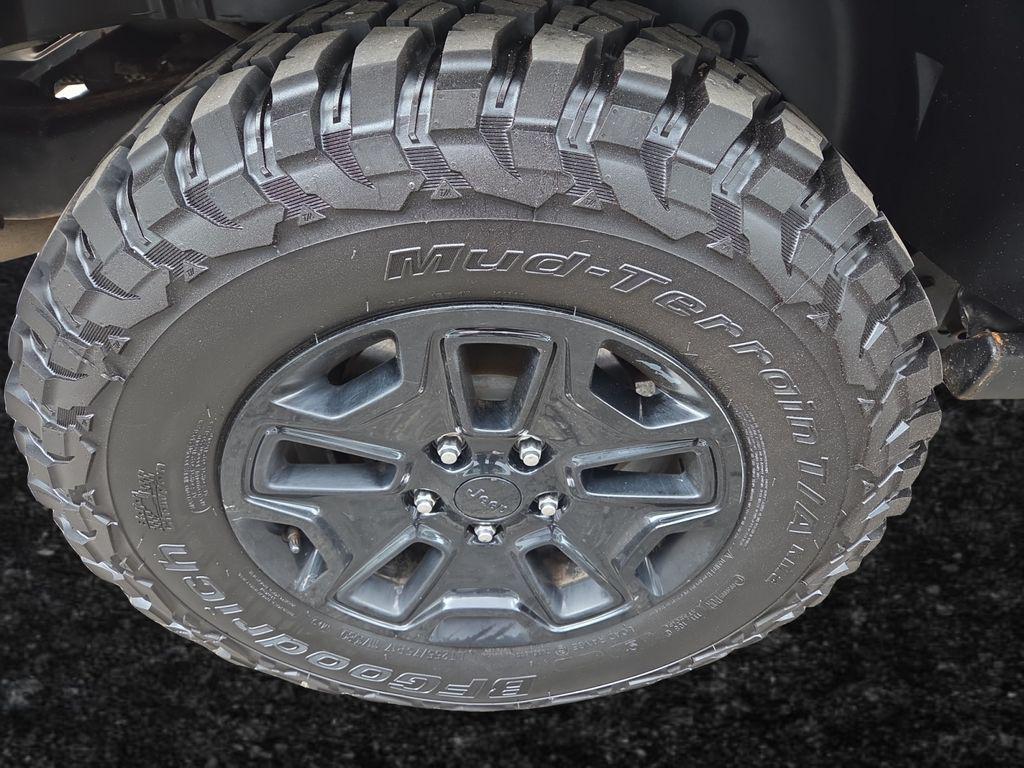 used 2016 Jeep Wrangler car, priced at $14,320