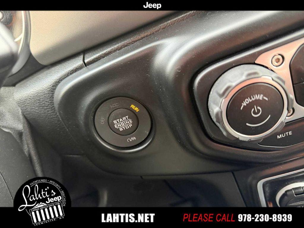 used 2021 Jeep Wrangler Unlimited car, priced at $26,800