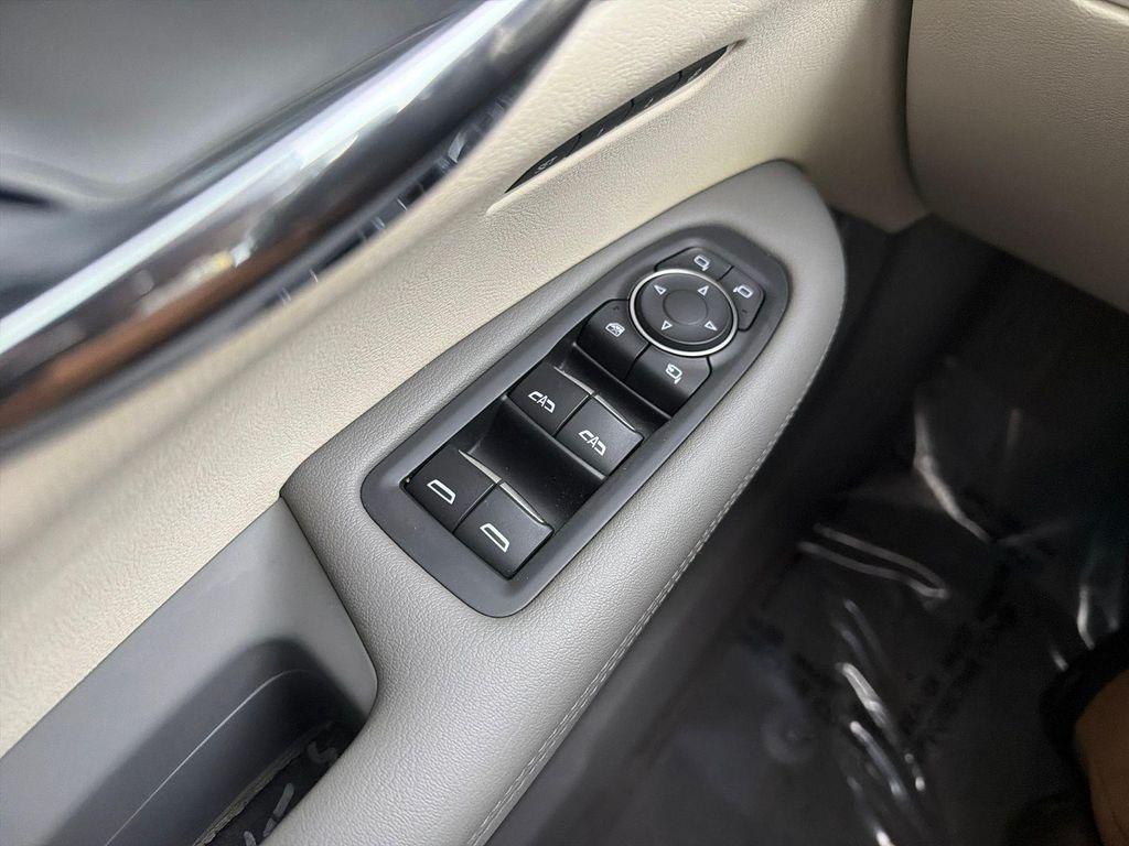 used 2021 Cadillac XT6 car, priced at $26,195