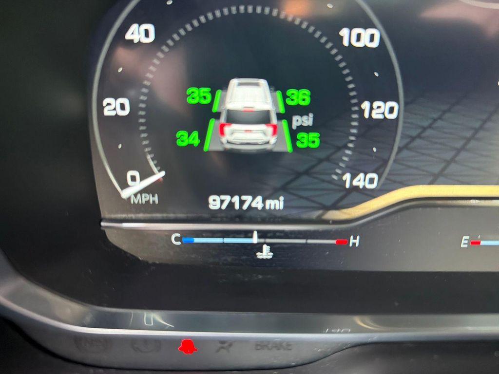 used 2023 GMC Yukon XL car, priced at $47,872