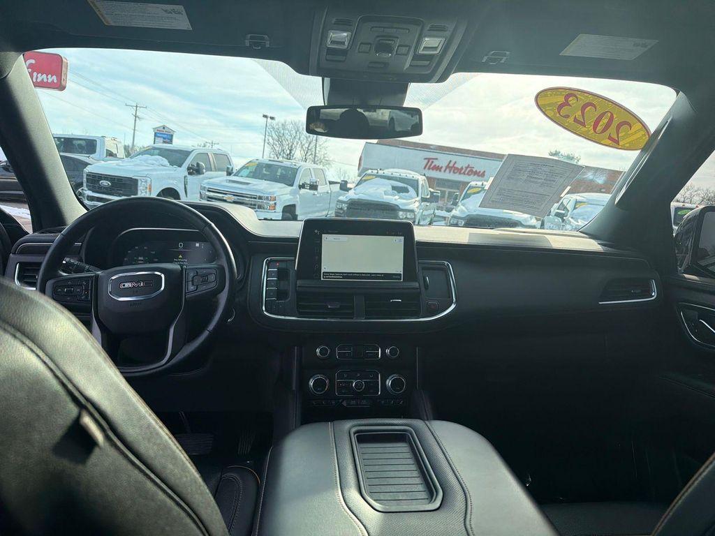 used 2023 GMC Yukon XL car, priced at $47,872