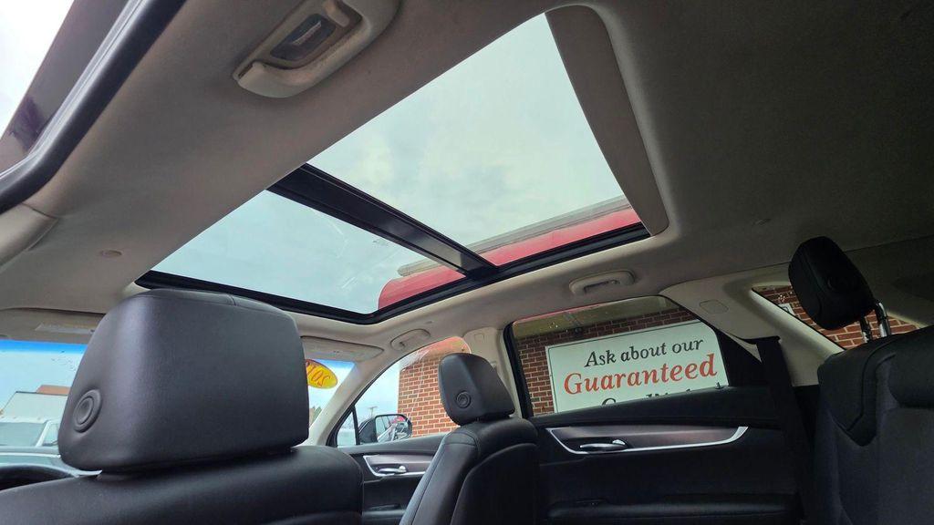 used 2019 Cadillac XT5 car, priced at $14,041