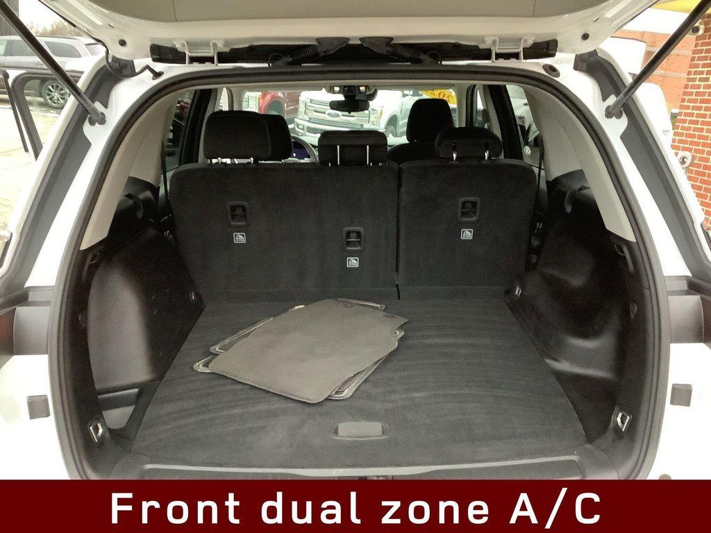 used 2023 Jeep Grand Cherokee car, priced at $24,975