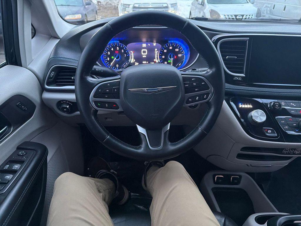 used 2021 Chrysler Pacifica car, priced at $18,833